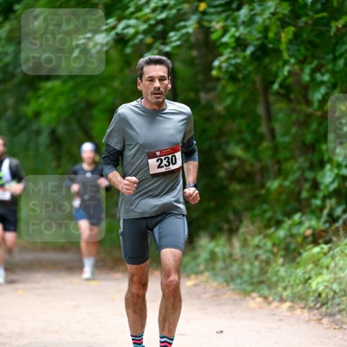 11.10.2026 - Bramfelder Halbmarathon 2026 Dr. Thomas Lammeyer http://msf.ph/oto/10815821 11.10.2026 09:50:02 Laufen 230 meine-sportfotos.de