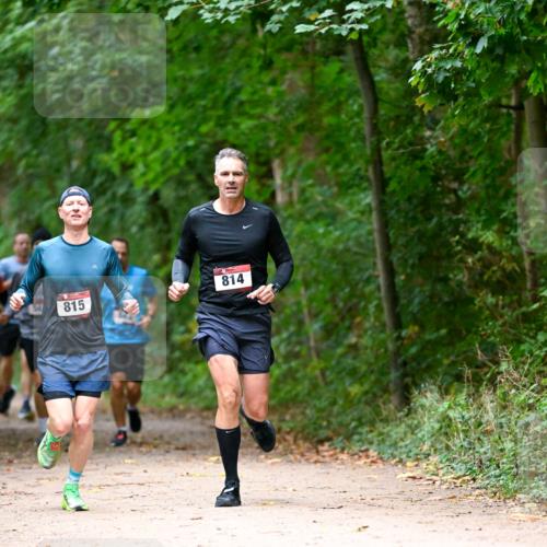 11.10.2026 - Bramfelder Halbmarathon 2026 Dr. Thomas Lammeyer http://msf.ph/oto/10815856 11.10.2026 09:50:09 Laufen 814, 815 meine-sportfotos.de