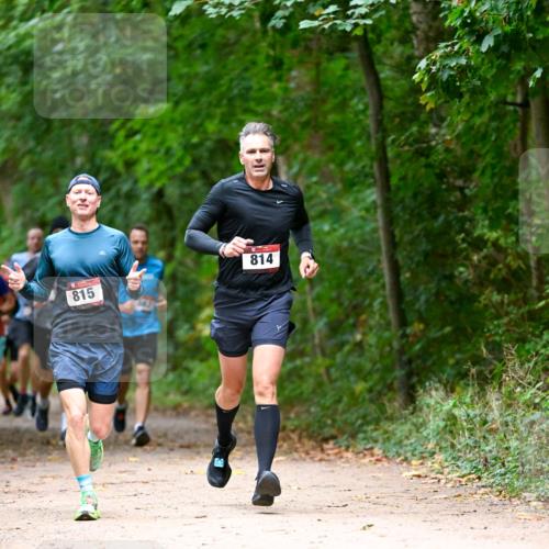 11.10.2026 - Bramfelder Halbmarathon 2026 Dr. Thomas Lammeyer http://msf.ph/oto/10815858 11.10.2026 09:50:09 Laufen 814, 815 meine-sportfotos.de