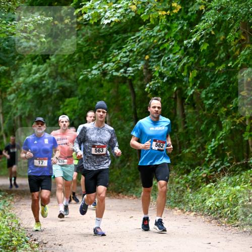 11.10.2026 - Bramfelder Halbmarathon 2026 Dr. Thomas Lammeyer http://msf.ph/oto/10815893 11.10.2026 09:50:15 Laufen 17, 563, 576, 562 meine-sportfotos.de