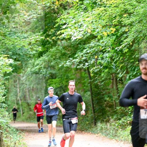 11.10.2026 - Bramfelder Halbmarathon 2026 Dr. Thomas Lammeyer http://msf.ph/oto/10815978 11.10.2026 09:50:37 Laufen 231 meine-sportfotos.de