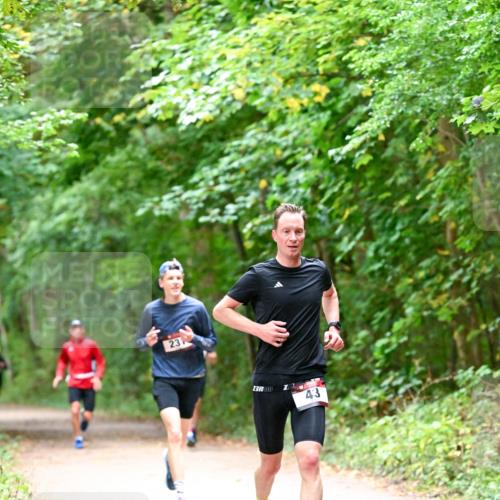 11.10.2026 - Bramfelder Halbmarathon 2026 Dr. Thomas Lammeyer http://msf.ph/oto/10816003 11.10.2026 09:50:39 Laufen 23, 13, 00, 43 meine-sportfotos.de