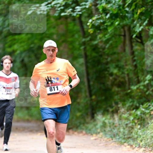 11.10.2026 - Bramfelder Halbmarathon 2026 Dr. Thomas Lammeyer http://msf.ph/oto/10816111 11.10.2026 09:51:20 Laufen 702, 811 meine-sportfotos.de