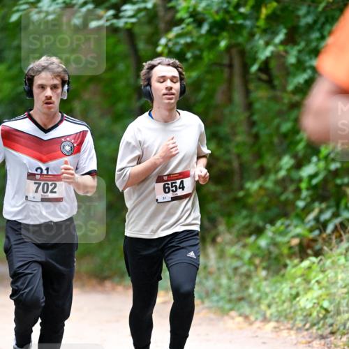 11.10.2026 - Bramfelder Halbmarathon 2026 Dr. Thomas Lammeyer http://msf.ph/oto/10816128 11.10.2026 09:51:23 Laufen 702, 6, 31, 654 meine-sportfotos.de