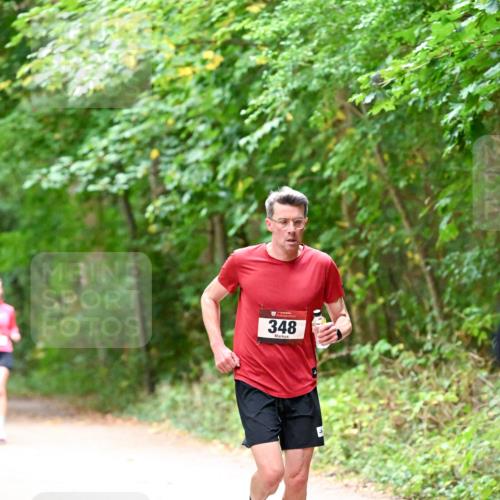 11.10.2026 - Bramfelder Halbmarathon 2026 Dr. Thomas Lammeyer http://msf.ph/oto/10816212 11.10.2026 09:52:04 Laufen 348 meine-sportfotos.de