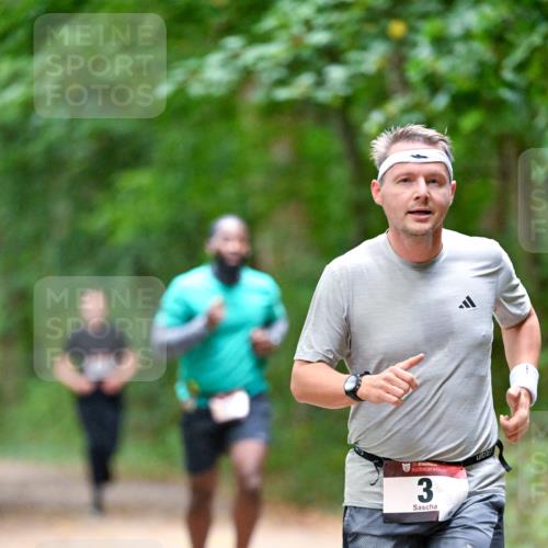 11.10.2026 - Bramfelder Halbmarathon 2026 Dr. Thomas Lammeyer http://msf.ph/oto/10816420 11.10.2026 09:53:03 Laufen 3 meine-sportfotos.de
