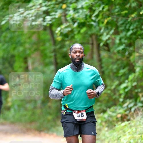 11.10.2026 - Bramfelder Halbmarathon 2026 Dr. Thomas Lammeyer http://msf.ph/oto/10816433 11.10.2026 09:53:05 Laufen 58 meine-sportfotos.de