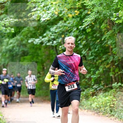 11.10.2026 - Bramfelder Halbmarathon 2026 Dr. Thomas Lammeyer http://msf.ph/oto/10816737 11.10.2026 09:54:21 Laufen 195, 222 meine-sportfotos.de