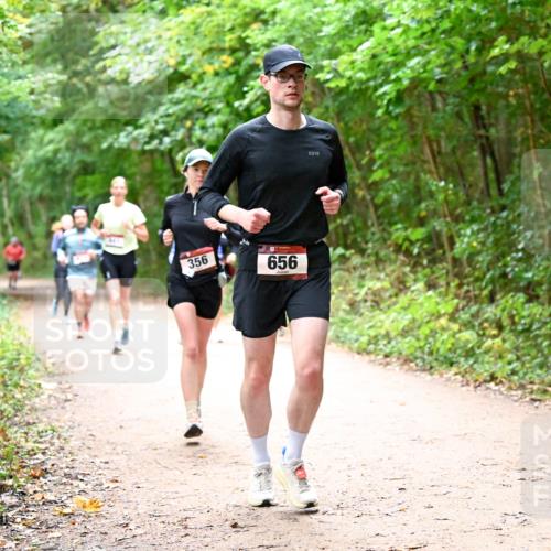 11.10.2026 - Bramfelder Halbmarathon 2026 Dr. Thomas Lammeyer http://msf.ph/oto/10816994 11.10.2026 09:55:16 Laufen 356, 656 meine-sportfotos.de