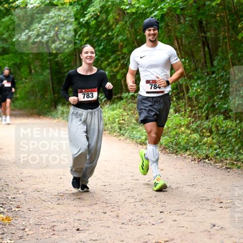 11.10.2026 - Bramfelder Halbmarathon 2026 Dr. Thomas Lammeyer http://msf.ph/oto/10817335 11.10.2026 09:57:06 Laufen 783, 784 meine-sportfotos.de