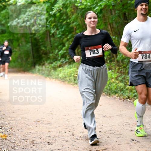 11.10.2026 - Bramfelder Halbmarathon 2026 Dr. Thomas Lammeyer http://msf.ph/oto/10817341 11.10.2026 09:57:07 Laufen 783, 784 meine-sportfotos.de