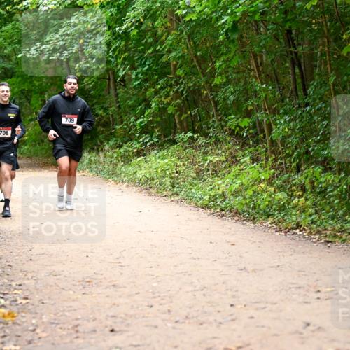 11.10.2026 - Bramfelder Halbmarathon 2026 Dr. Thomas Lammeyer http://msf.ph/oto/10817350 11.10.2026 09:57:11 Laufen 708, 709 meine-sportfotos.de