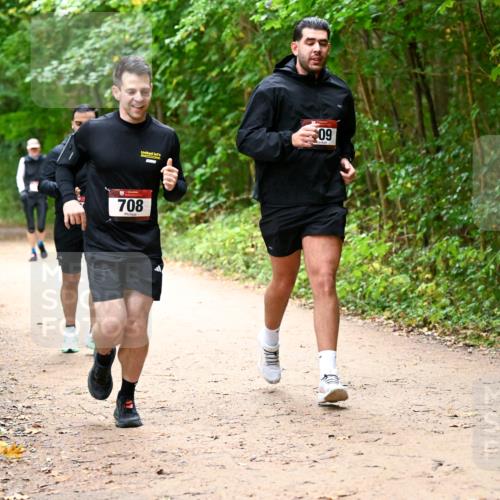 11.10.2026 - Bramfelder Halbmarathon 2026 Dr. Thomas Lammeyer http://msf.ph/oto/10817370 11.10.2026 09:57:14 Laufen 708, 09 meine-sportfotos.de