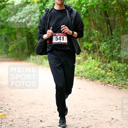 11.10.2026 - Bramfelder Halbmarathon 2026 Dr. Thomas Lammeyer http://msf.ph/oto/10817500 11.10.2026 09:57:34 Laufen 541 meine-sportfotos.de