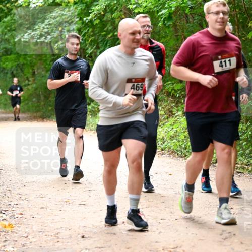 11.10.2026 - Bramfelder Halbmarathon 2026 Dr. Thomas Lammeyer http://msf.ph/oto/10818191 11.10.2026 10:01:15 Laufen 411, 469 meine-sportfotos.de