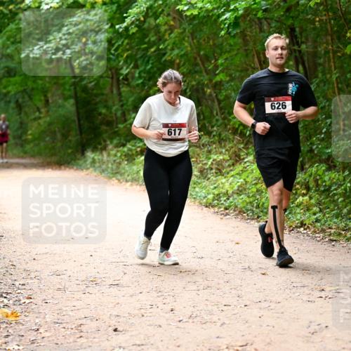 11.10.2026 - Bramfelder Halbmarathon 2026 Dr. Thomas Lammeyer http://msf.ph/oto/10818234 11.10.2026 10:01:26 Laufen 617, 626 meine-sportfotos.de