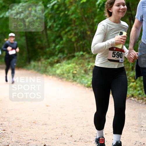 11.10.2026 - Bramfelder Halbmarathon 2026 Dr. Thomas Lammeyer http://msf.ph/oto/10818285 11.10.2026 10:01:51 Laufen 590, 295, 35, 613 meine-sportfotos.de