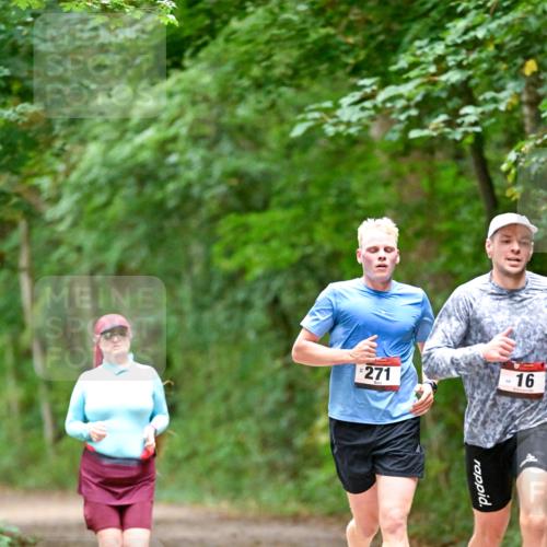 11.10.2026 - Bramfelder Halbmarathon 2026 Dr. Thomas Lammeyer http://msf.ph/oto/10819147 11.10.2026 10:11:36 Laufen 271, 16 meine-sportfotos.de