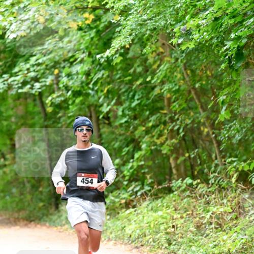 11.10.2026 - Bramfelder Halbmarathon 2026 Dr. Thomas Lammeyer http://msf.ph/oto/10819415 11.10.2026 10:13:41 Laufen 454 meine-sportfotos.de