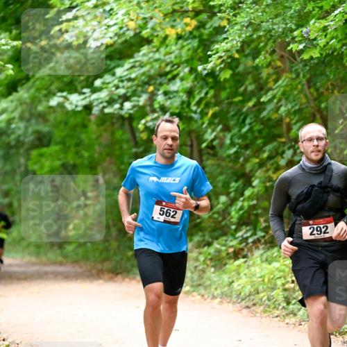 11.10.2026 - Bramfelder Halbmarathon 2026 Dr. Thomas Lammeyer http://msf.ph/oto/10819564 11.10.2026 10:14:09 Laufen 562, 292 meine-sportfotos.de