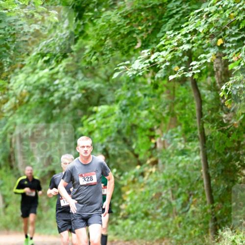 11.10.2026 - Bramfelder Halbmarathon 2026 Dr. Thomas Lammeyer http://msf.ph/oto/10819624 11.10.2026 10:14:29 Laufen 19, 328 meine-sportfotos.de