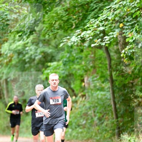 11.10.2026 - Bramfelder Halbmarathon 2026 Dr. Thomas Lammeyer http://msf.ph/oto/10819630 11.10.2026 10:14:30 Laufen 192, 328 meine-sportfotos.de