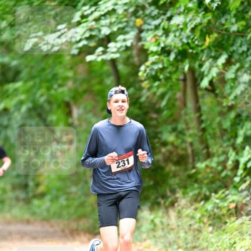 11.10.2026 - Bramfelder Halbmarathon 2026 Dr. Thomas Lammeyer http://msf.ph/oto/10819742 11.10.2026 10:14:54 Laufen 231 meine-sportfotos.de