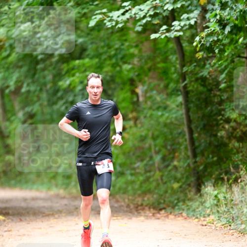 11.10.2026 - Bramfelder Halbmarathon 2026 Dr. Thomas Lammeyer http://msf.ph/oto/10819747 11.10.2026 10:14:57 Laufen 3, 40 meine-sportfotos.de