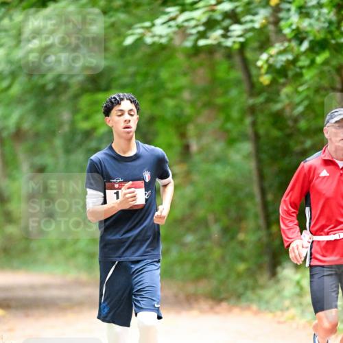11.10.2026 - Bramfelder Halbmarathon 2026 Dr. Thomas Lammeyer http://msf.ph/oto/10819787 11.10.2026 10:15:59 Laufen 1 meine-sportfotos.de
