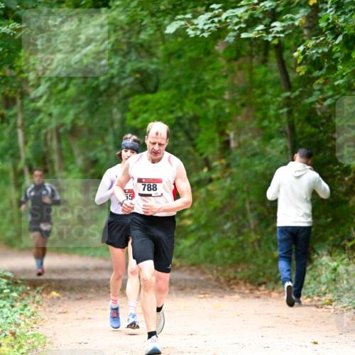 11.10.2026 - Bramfelder Halbmarathon 2026 Dr. Thomas Lammeyer http://msf.ph/oto/10820134 11.10.2026 10:19:32 Laufen 788, 245 meine-sportfotos.de