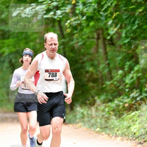 11.10.2026 - Bramfelder Halbmarathon 2026 Dr. Thomas Lammeyer http://msf.ph/oto/10820149 11.10.2026 10:19:34 Laufen 5, 788, 245 meine-sportfotos.de