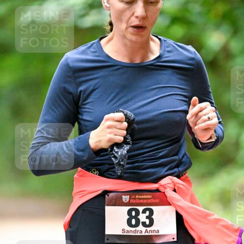 11.10.2026 - Bramfelder Halbmarathon 2026 Dr. Thomas Lammeyer http://msf.ph/oto/10820382 11.10.2026 10:21:03 Laufen 35, 83 meine-sportfotos.de