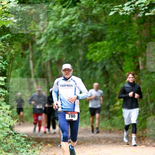 11.10.2026 - Bramfelder Halbmarathon 2026 Dr. Thomas Lammeyer http://msf.ph/oto/10820434 11.10.2026 10:21:31 Laufen 780, 21 meine-sportfotos.de