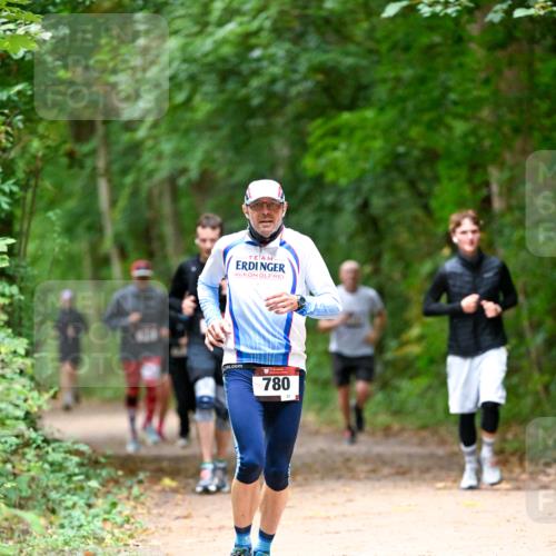 11.10.2026 - Bramfelder Halbmarathon 2026 Dr. Thomas Lammeyer http://msf.ph/oto/10820438 11.10.2026 10:21:32 Laufen 780 meine-sportfotos.de