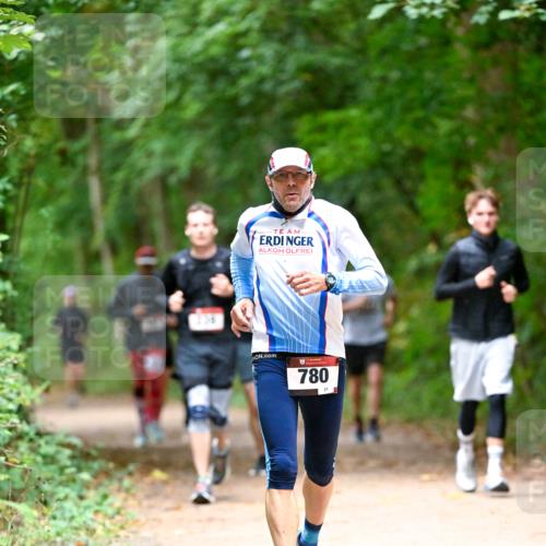 11.10.2026 - Bramfelder Halbmarathon 2026 Dr. Thomas Lammeyer http://msf.ph/oto/10820444 11.10.2026 10:21:32 Laufen 236, 780, 21 meine-sportfotos.de
