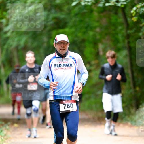11.10.2026 - Bramfelder Halbmarathon 2026 Dr. Thomas Lammeyer http://msf.ph/oto/10820451 11.10.2026 10:21:33 Laufen 780, 21 meine-sportfotos.de