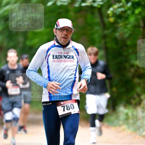 11.10.2026 - Bramfelder Halbmarathon 2026 Dr. Thomas Lammeyer http://msf.ph/oto/10820458 11.10.2026 10:21:34 Laufen 780, 21 meine-sportfotos.de