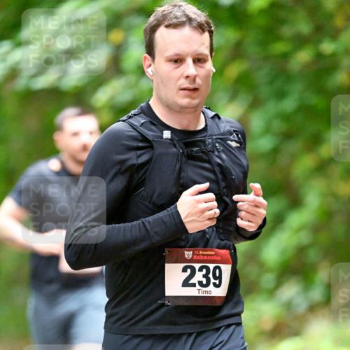 11.10.2026 - Bramfelder Halbmarathon 2026 Dr. Thomas Lammeyer http://msf.ph/oto/10820479 11.10.2026 10:21:39 Laufen 35, 239 meine-sportfotos.de