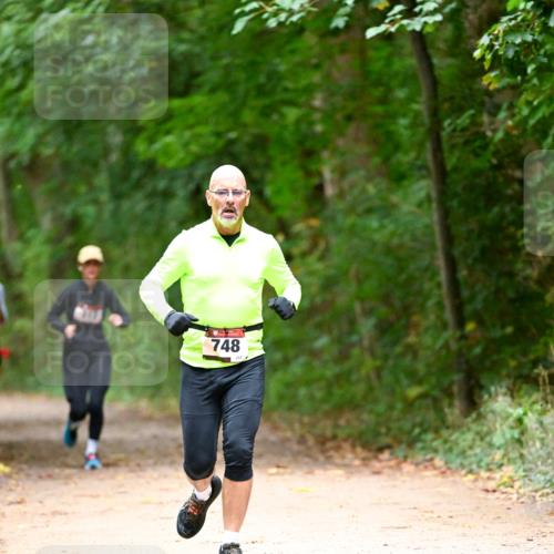 11.10.2026 - Bramfelder Halbmarathon 2026 Dr. Thomas Lammeyer http://msf.ph/oto/10820508 11.10.2026 10:21:54 Laufen 748 meine-sportfotos.de