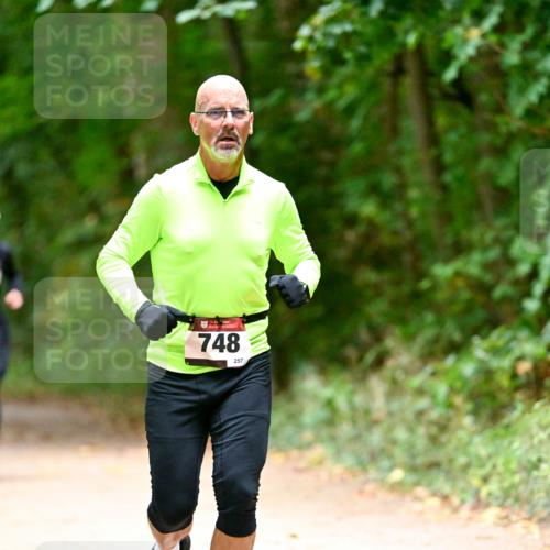 11.10.2026 - Bramfelder Halbmarathon 2026 Dr. Thomas Lammeyer http://msf.ph/oto/10820523 11.10.2026 10:21:56 Laufen 748, 257 meine-sportfotos.de