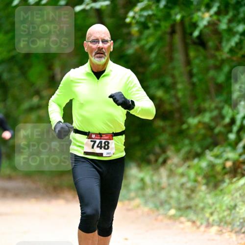 11.10.2026 - Bramfelder Halbmarathon 2026 Dr. Thomas Lammeyer http://msf.ph/oto/10820524 11.10.2026 10:21:56 Laufen 748, 257 meine-sportfotos.de