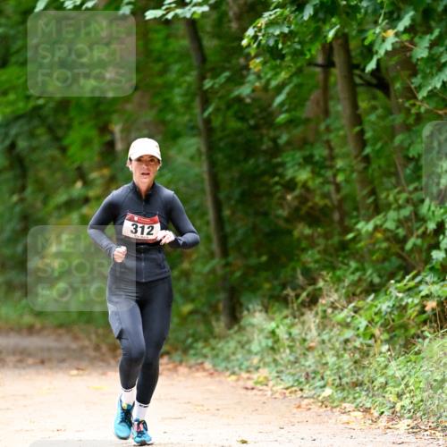 11.10.2026 - Bramfelder Halbmarathon 2026 Dr. Thomas Lammeyer http://msf.ph/oto/10820535 11.10.2026 10:21:58 Laufen 312 meine-sportfotos.de