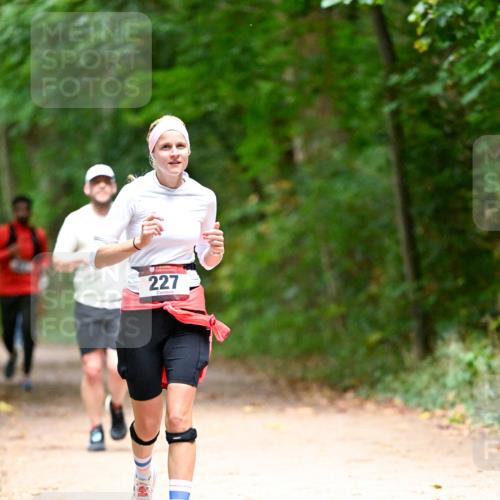11.10.2026 - Bramfelder Halbmarathon 2026 Dr. Thomas Lammeyer http://msf.ph/oto/10820551 11.10.2026 10:22:01 Laufen 227 meine-sportfotos.de