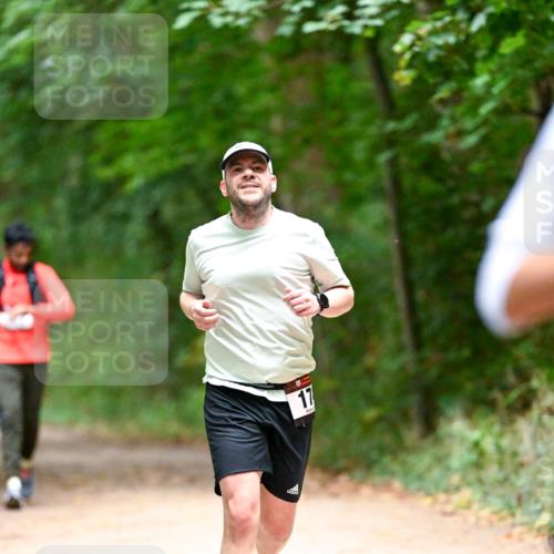 11.10.2026 - Bramfelder Halbmarathon 2026 Dr. Thomas Lammeyer http://msf.ph/oto/10820568 11.10.2026 10:22:05 Laufen 17 meine-sportfotos.de