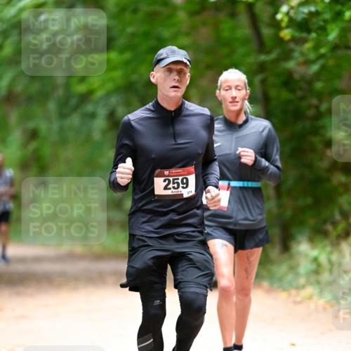 11.10.2026 - Bramfelder Halbmarathon 2026 Dr. Thomas Lammeyer http://msf.ph/oto/10820637 11.10.2026 10:22:27 Laufen 259, 274 meine-sportfotos.de