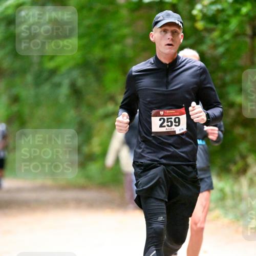 11.10.2026 - Bramfelder Halbmarathon 2026 Dr. Thomas Lammeyer http://msf.ph/oto/10820641 11.10.2026 10:22:28 Laufen 259, 274 meine-sportfotos.de