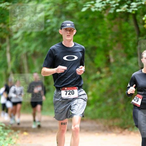 11.10.2026 - Bramfelder Halbmarathon 2026 Dr. Thomas Lammeyer http://msf.ph/oto/10820670 11.10.2026 10:22:39 Laufen 720, 999, 29 meine-sportfotos.de