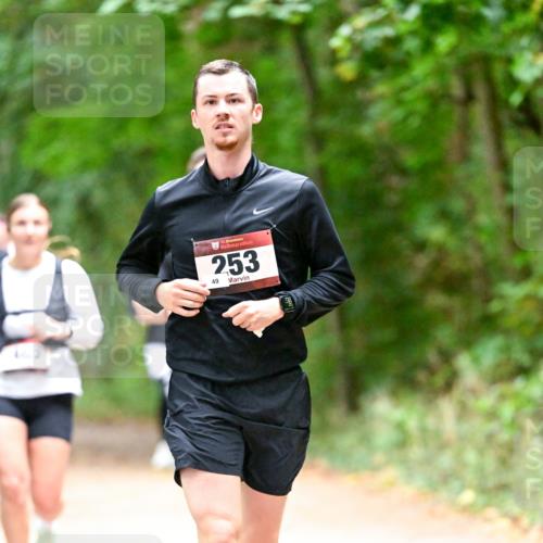 11.10.2026 - Bramfelder Halbmarathon 2026 Dr. Thomas Lammeyer http://msf.ph/oto/10820705 11.10.2026 10:22:48 Laufen 35, 253, 49 meine-sportfotos.de