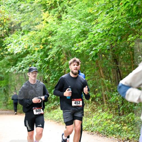 11.10.2026 - Bramfelder Halbmarathon 2026 Dr. Thomas Lammeyer http://msf.ph/oto/10820848 11.10.2026 10:23:24 Laufen 605, 452 meine-sportfotos.de