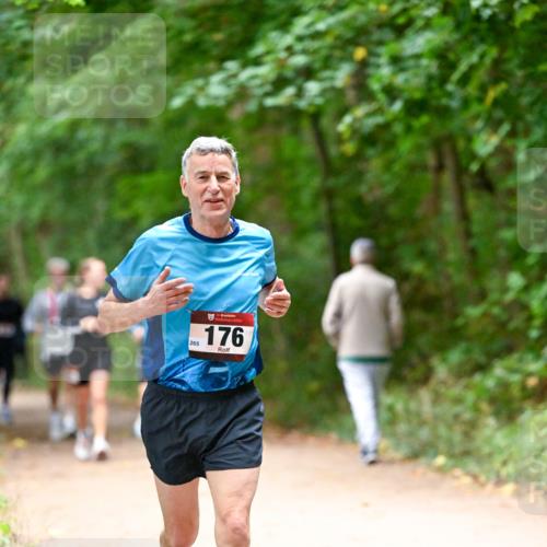 11.10.2026 - Bramfelder Halbmarathon 2026 Dr. Thomas Lammeyer http://msf.ph/oto/10820910 11.10.2026 10:23:39 Laufen 176, 265 meine-sportfotos.de